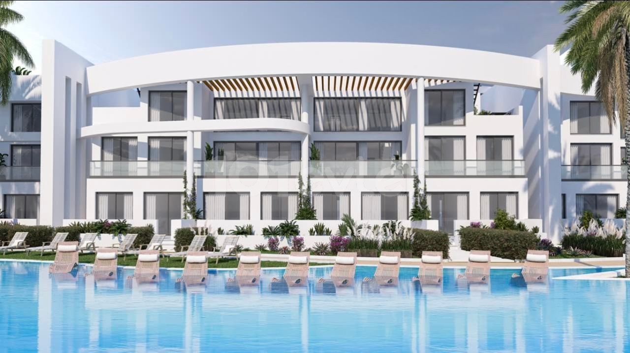 2+1 очень частный сад и апартаменты на верхнем этаже с полным видом на море на Кипре Искеле Босфор
