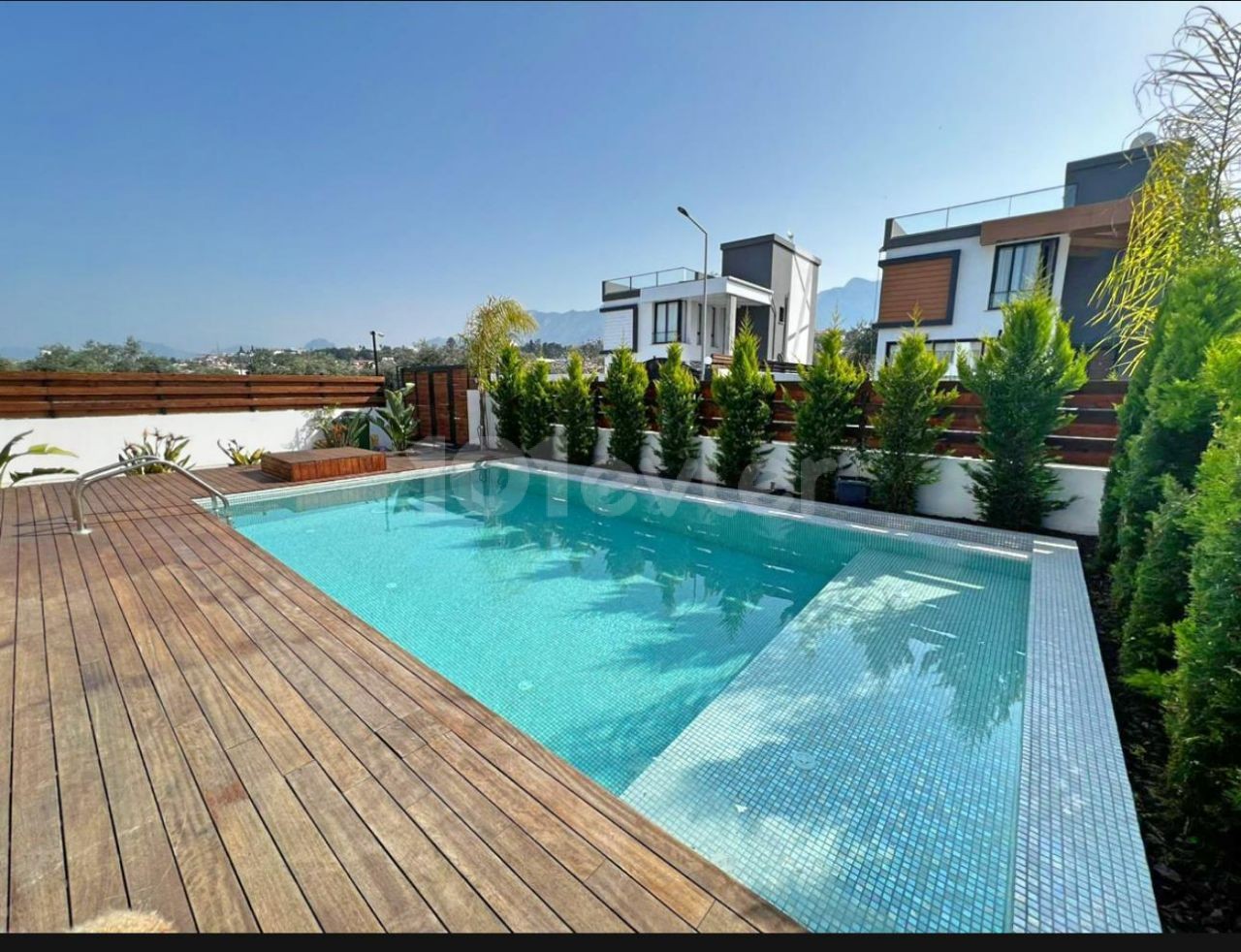Вилла с бассейном с особым дизайном для продажи в Каталкой, Кирения - Кипр
