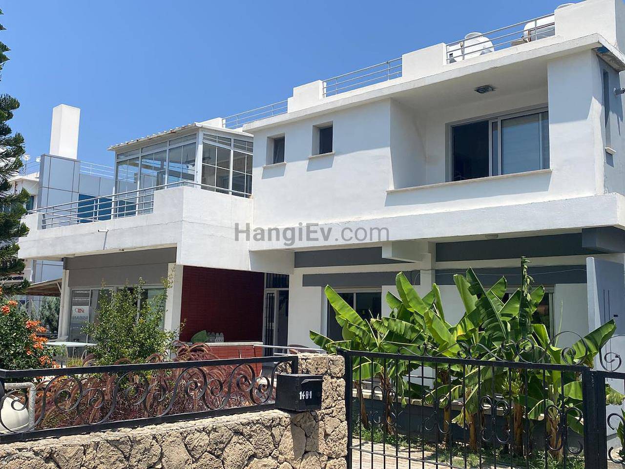Северный Кипр Кирения Караоланолу аренда готовый бизнес с садом, 400 m²