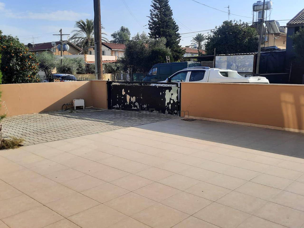 Северный Кипр Никосия Кучук Каймакли продажа готовый бизнес с садом, 180 m²