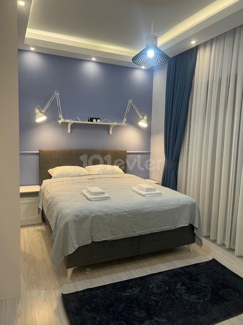 Стильный роскошный пентхаус с 4 спальнями в аренду в Искеле, Лонг-Бич